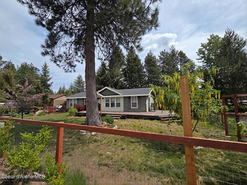 Photo of 32734 10th Ave, Spirit Lake, ID 83869 (MLS # 26-5441)