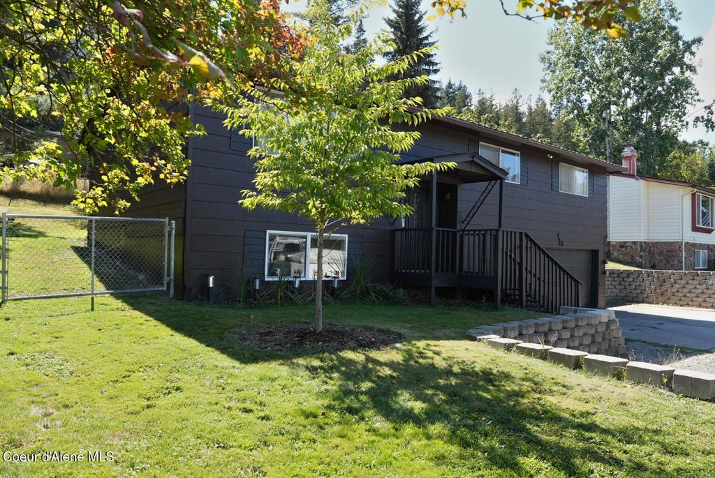 Photo of 1151 Juniper DR, St. Maries, ID 83861 (MLS # 26-10356)
