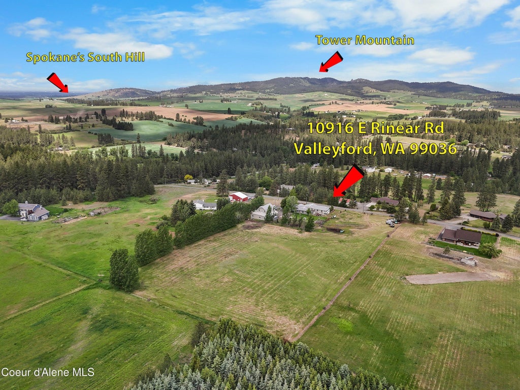 Photo of 10916 Rinear Rd, Valleyford, WA 99036 (MLS # 26-8930)