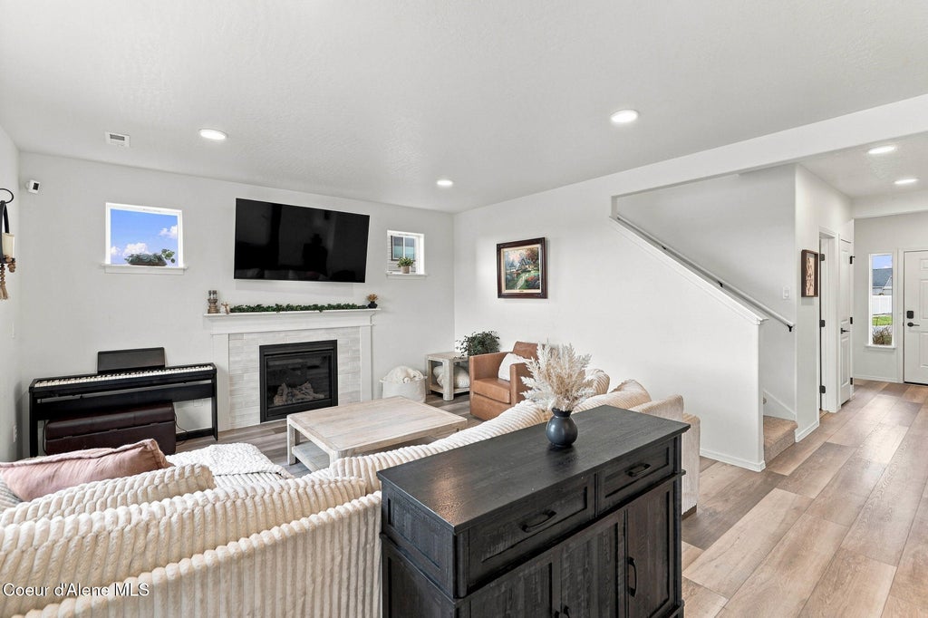 Photo of 11769 Banford Ln, Rathdrum, ID 83858 (MLS # 26-9854)