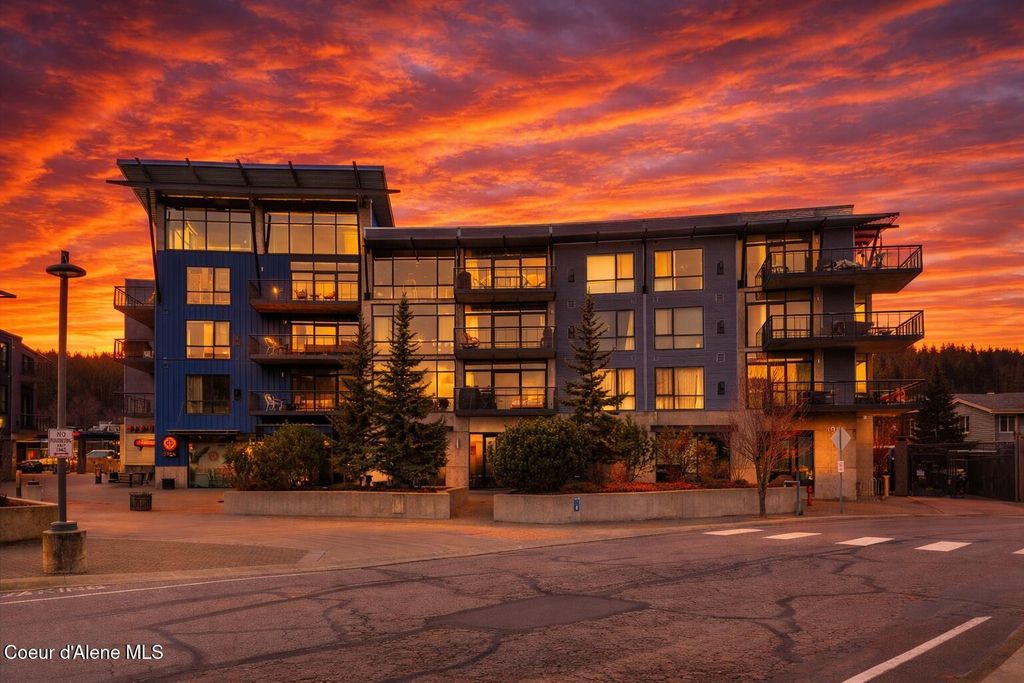 Photo of 1950 Bellerive Ln #UNIT 203, Coeur dAlene, ID 83814 (MLS # 26-1431)