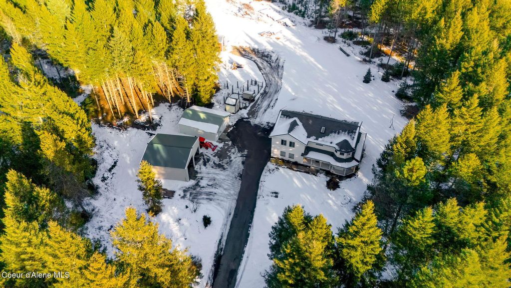 Photo of 19850 Gunning Rd, Rathdrum, ID 83858 (MLS # 26-719)