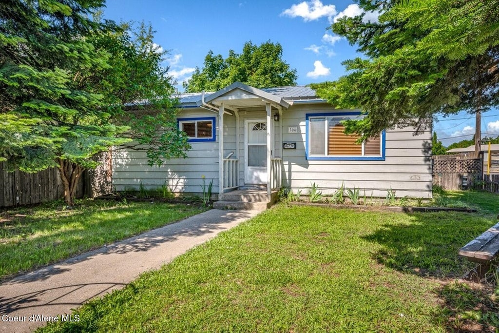 Photo of 304 Lavina AVE, Sandpoint, ID 83864 (MLS # 26-6152)