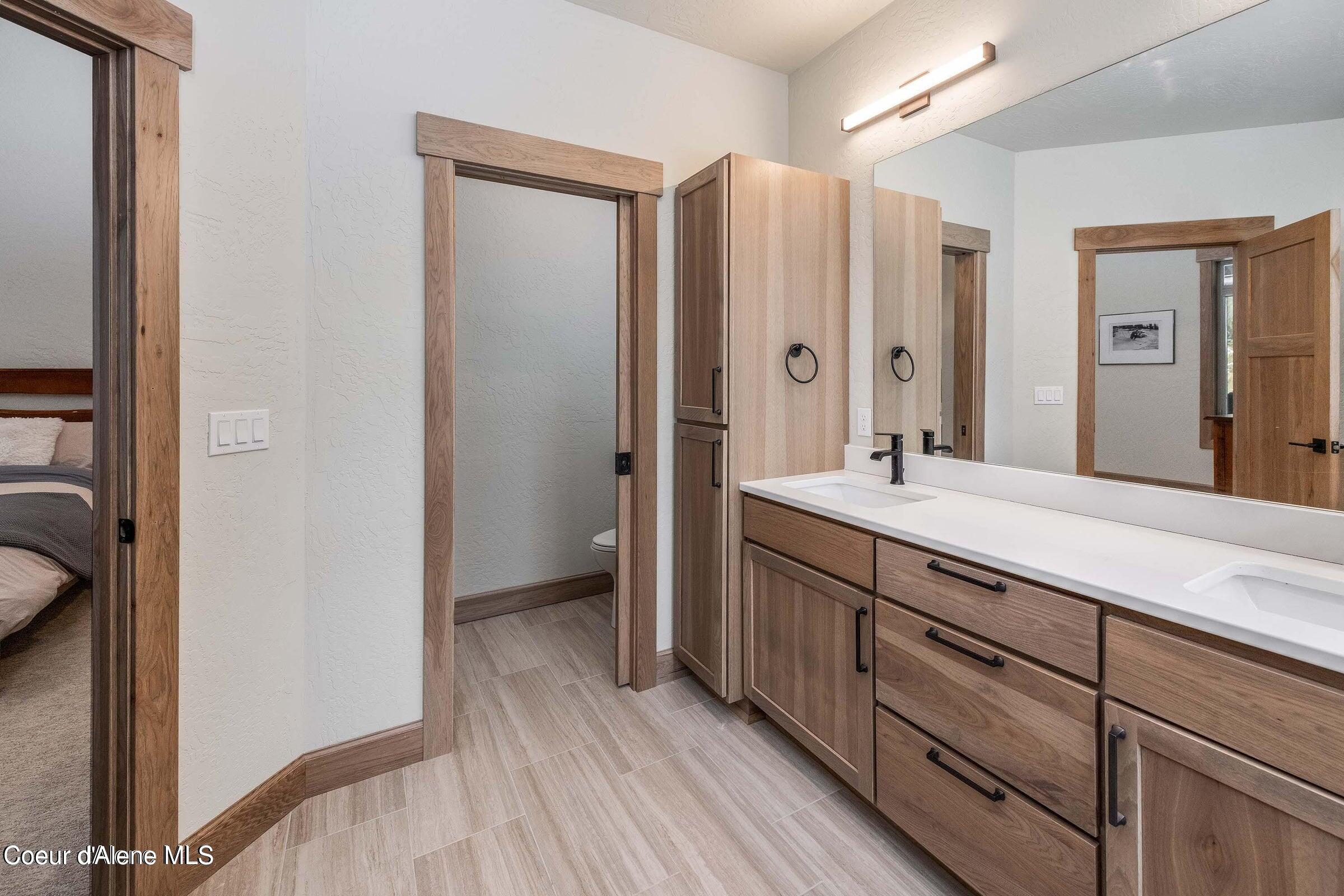 Sandpoint, Idaho 83864, United States, 4 Bedrooms Bedrooms, ,3 BathroomsBathrooms,Residential,Active,124614