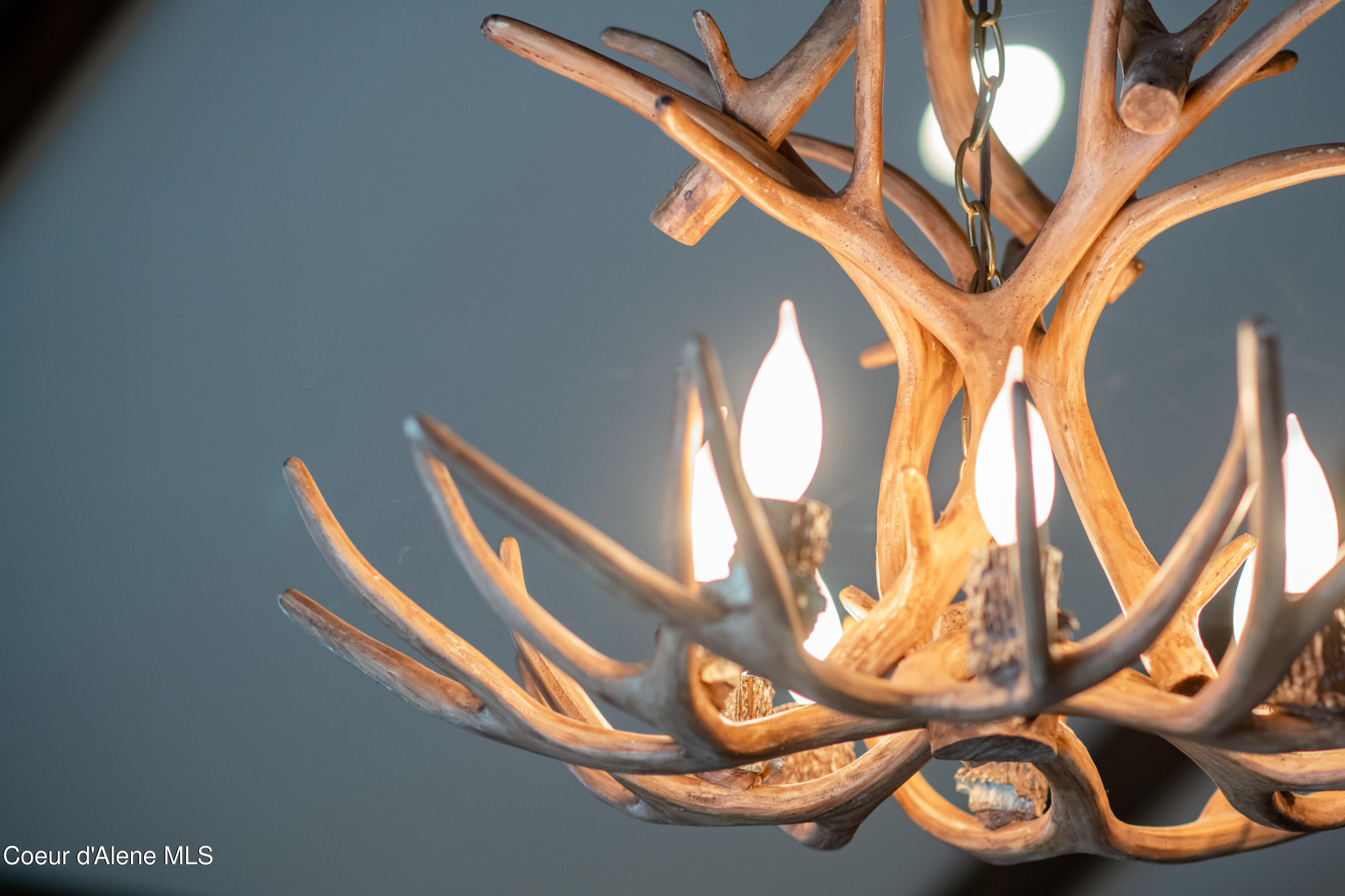 Sandpoint, Idaho 83864, United States, 4 Bedrooms Bedrooms, ,3 BathroomsBathrooms,Residential,Active,124614