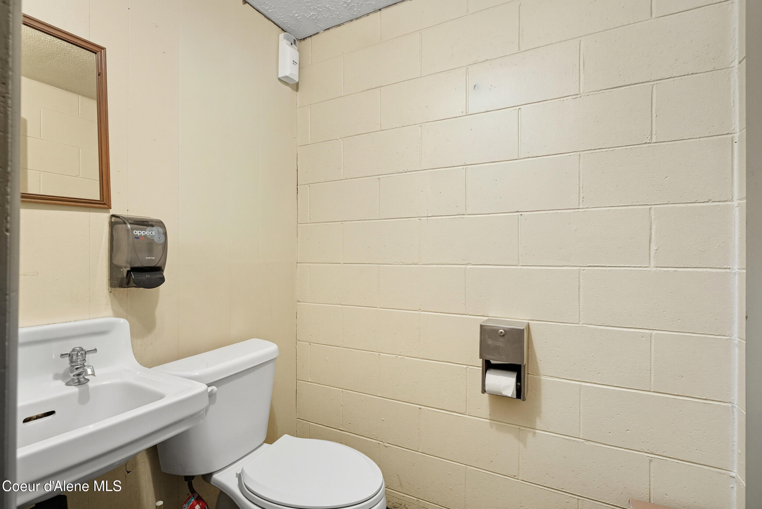 Smelterville, Idaho 83868, United States, ,Commercial,Active,223305