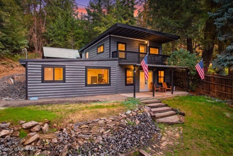 Photo of 12034 Wildwood Point Point, Hauser, ID 83854 (MLS # 26-9372)