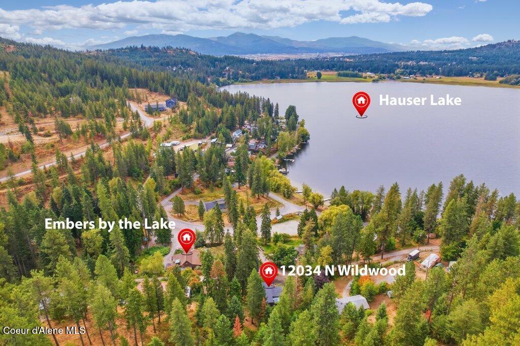 Photo of 12034 Wildwood Point Point, Hauser, ID 83854 (MLS # 26-9372)