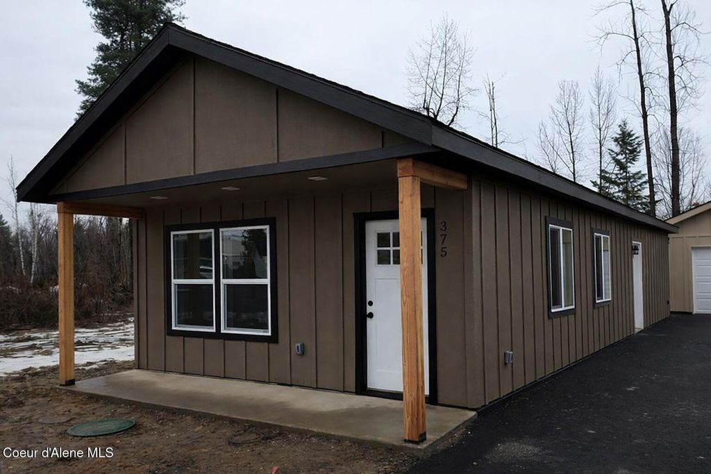 Photo of 375 Jasper Loop Loop, Ponderay, ID 83852 (MLS # 26-1033)