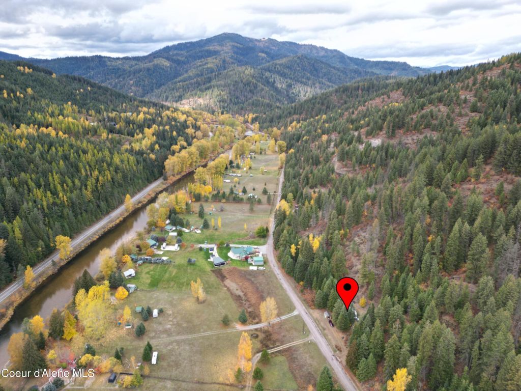Photo of 10755 OLD RIVER River, Kingston, ID 83839 (MLS # 26-4323)