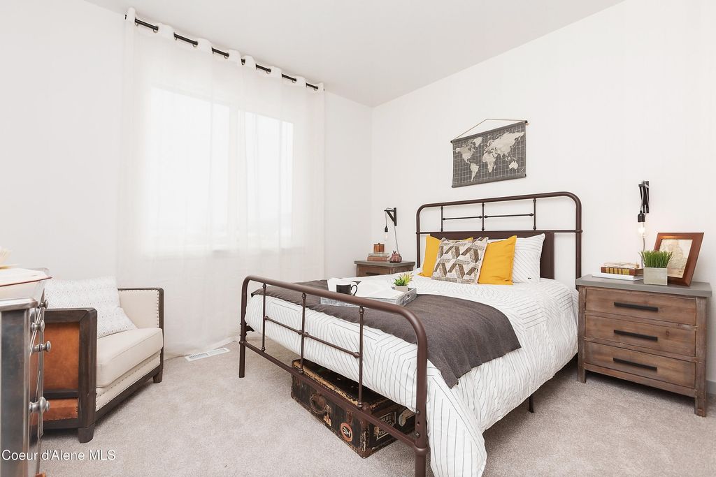 Photo of 3272 CLAREMONT, Post Falls, ID 83854 (MLS # 26-2093)