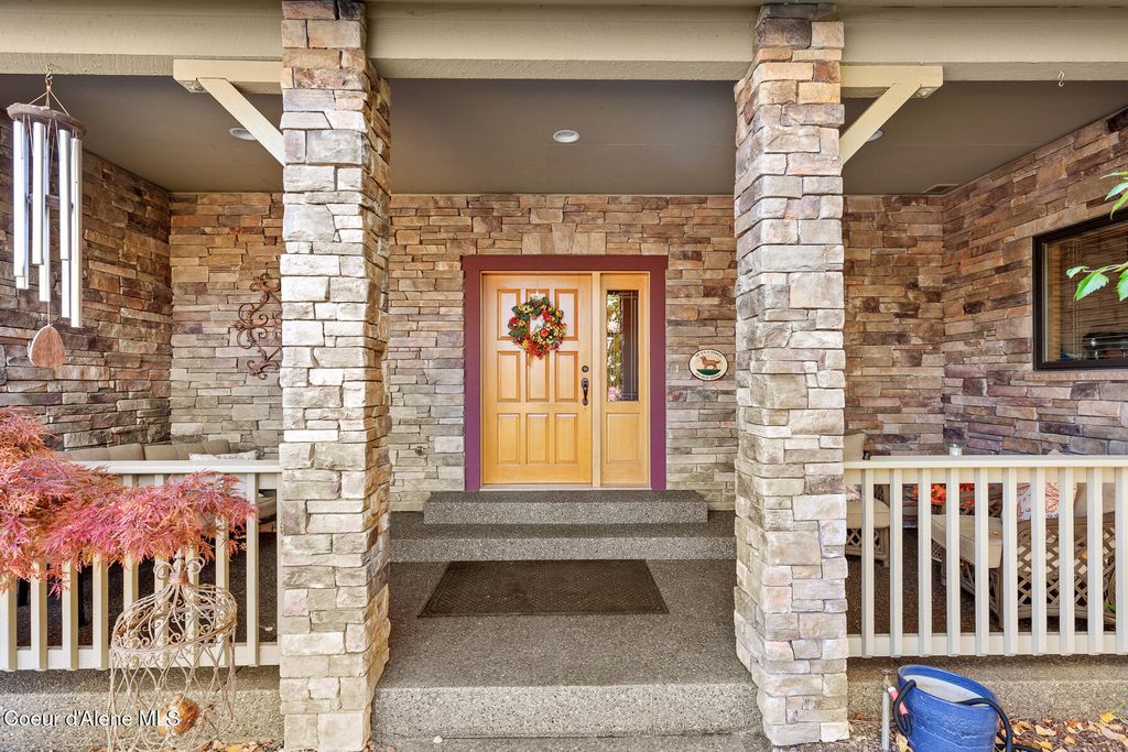 Photo of 2992 LAKE FOREST Forest, Hayden Lake, ID 83835 (MLS # 25-10647)