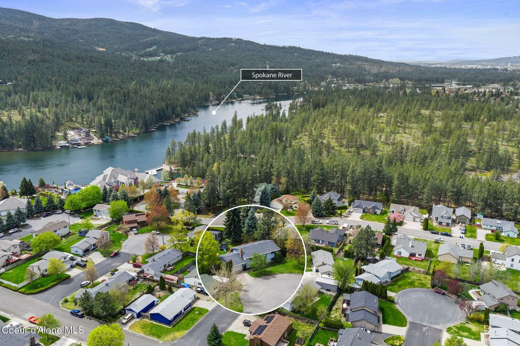 Photo of 1500 Brook DR, Post Falls, ID 83854 (MLS # 26-4374)