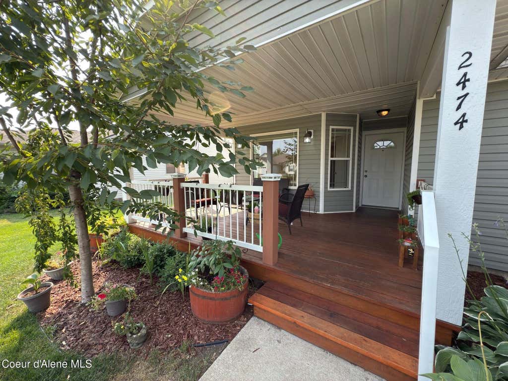 Photo of 2474 Berkley LN, Hayden, ID 83835 (MLS # 26-8329)