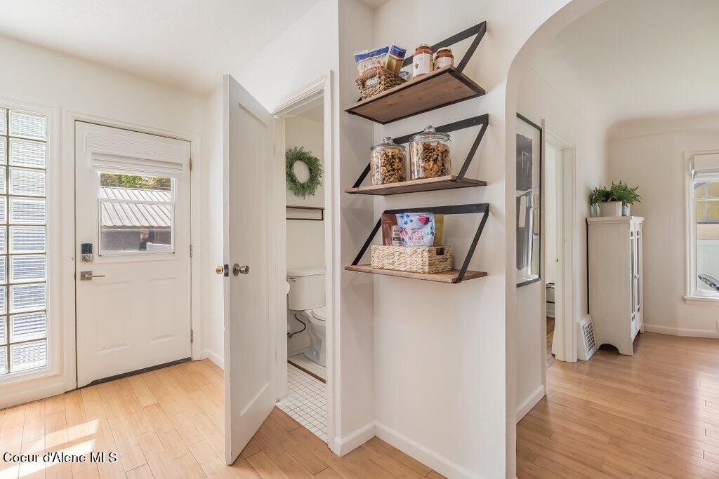 704 E Wallace Ave, Coeur d'Alene, Alaska image 20