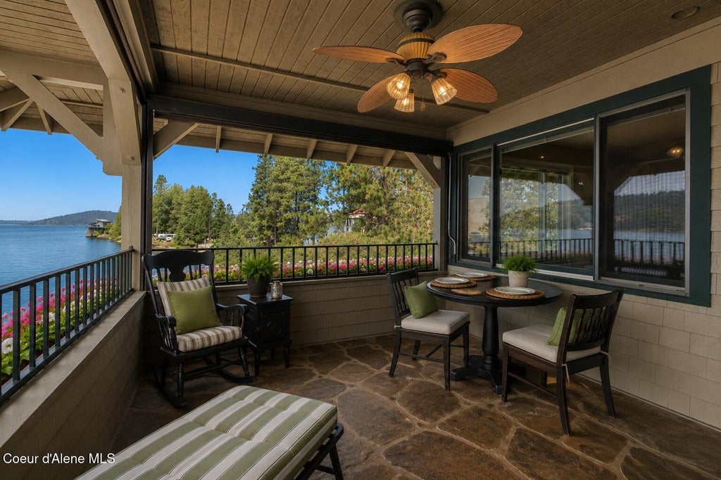 Photo of 4549 Arrow Point Point #APT 201, Harrison, ID 83833 (MLS # 26-8294)