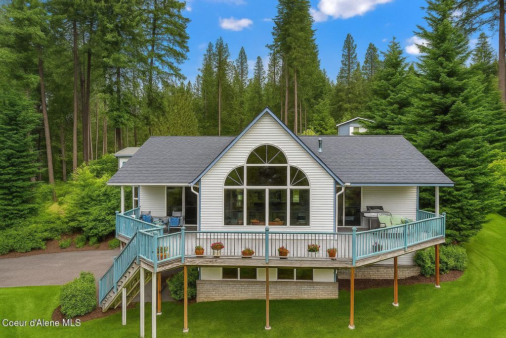Photo of 7605 SANDERS Rd, Coeur dAlene, ID 83814 (MLS # 25-10334)