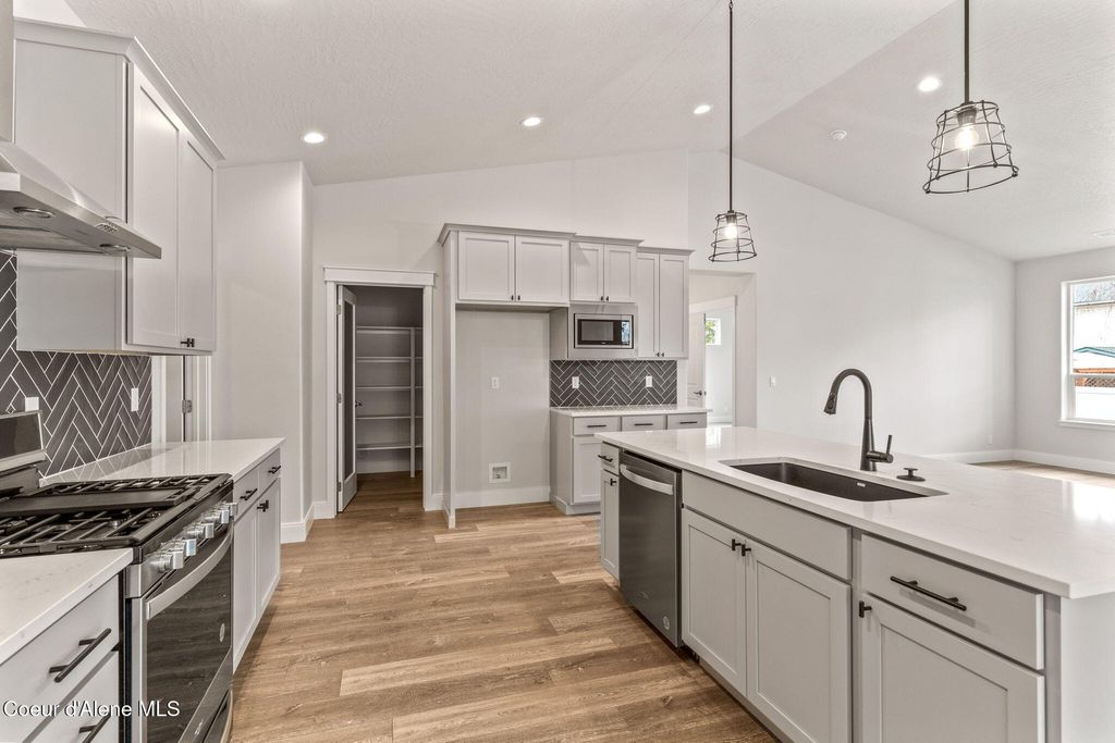 Photo of 8751 CALIFORNIA, Rathdrum, ID 83858 (MLS # 26-1053)