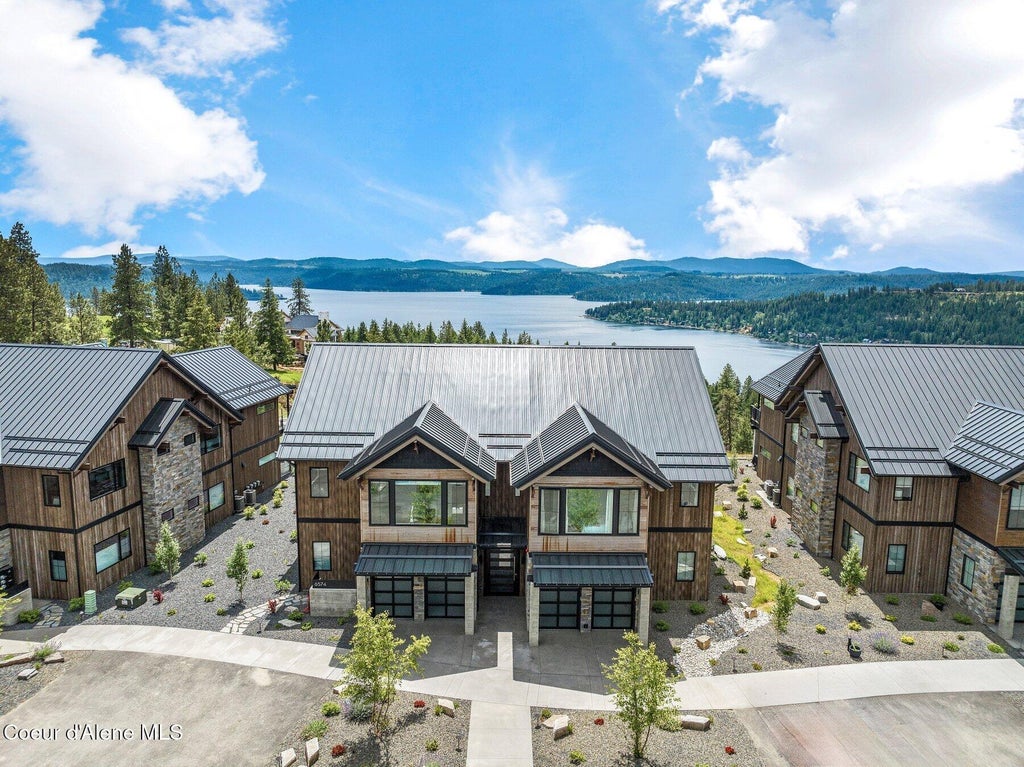 Photo of 6574 BIRDIE Ln #201, Coeur dAlene, ID 83814 (MLS # 26-9036)