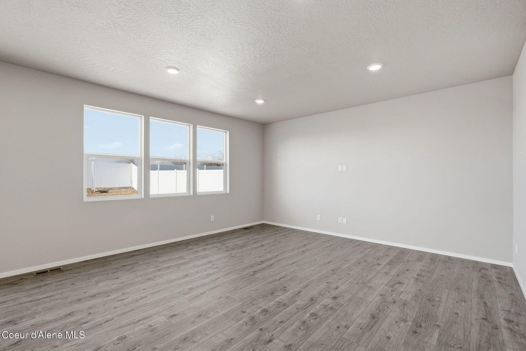 Photo of 4859 Homeward Bound Blvd, Coeur dAlene, ID 83815 (MLS # 26-2473)