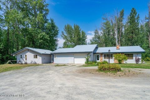 Photo of 33691-93 ID-200, Sandpoint, ID 83864 (MLS # 25-11153)