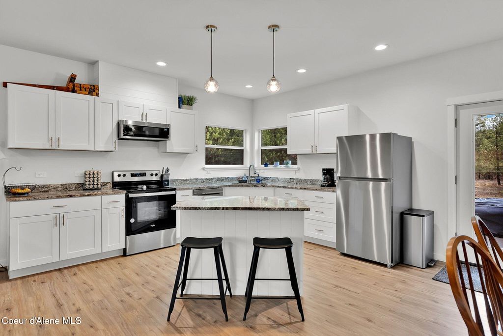 Photo of 99 James Wy Way, Oldtown, ID 83822 (MLS # 25-10875)