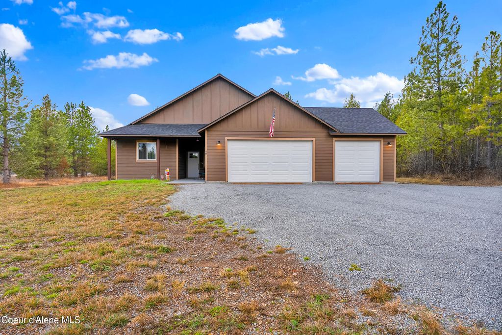 Photo of 40 James Wy Way, Oldtown, ID 83822 (MLS # 25-11626)