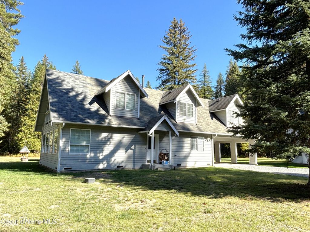 Photo of 658 Beaver Creek Creek, Sandpoint, ID 83864 (MLS # 25-10400)