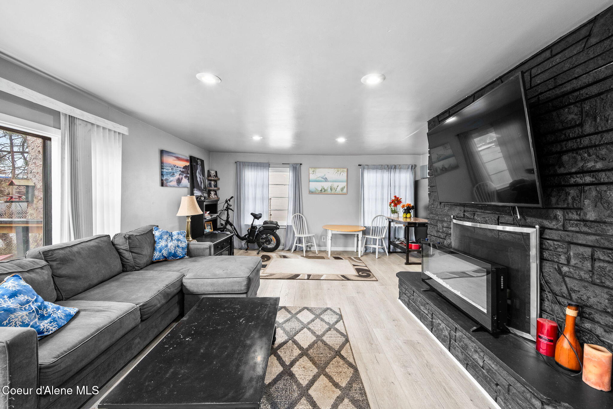 1215 N 1st St, Coeur d'Alene, Texas image 9