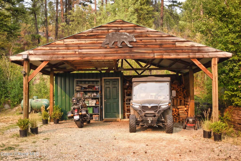 Photo of 223 Birdpoint Rd, Bonners Ferry, ID 83805 (MLS # 26-8233)