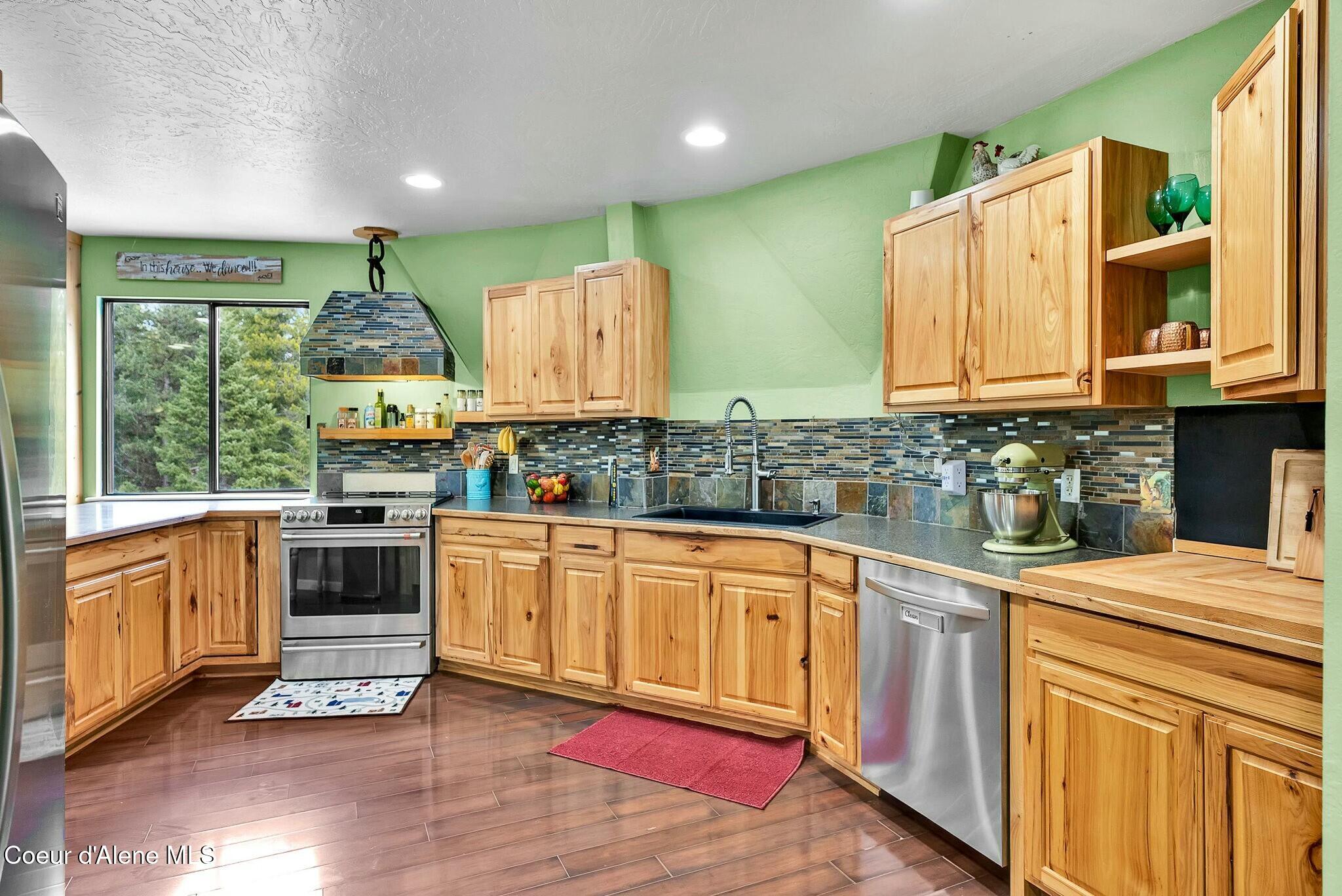 590 Skyhawk Dr, Spirit Lake, Idaho image 25