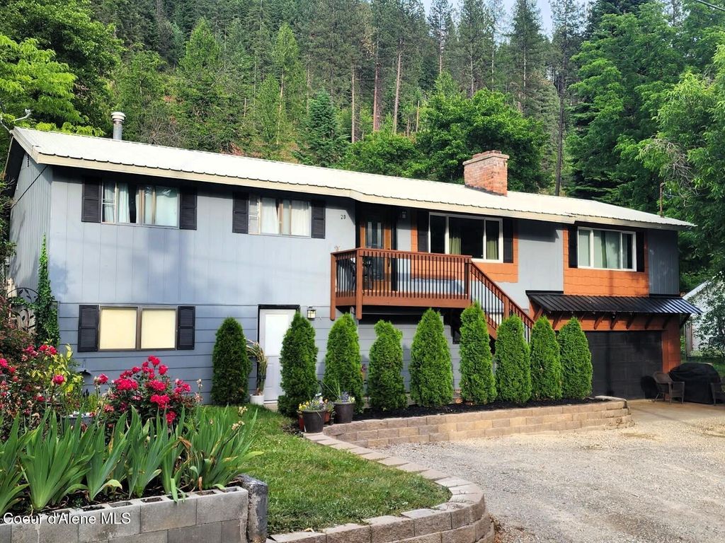 Photo of 20 Union, Silverton, ID 83867 (MLS # 26-7188)