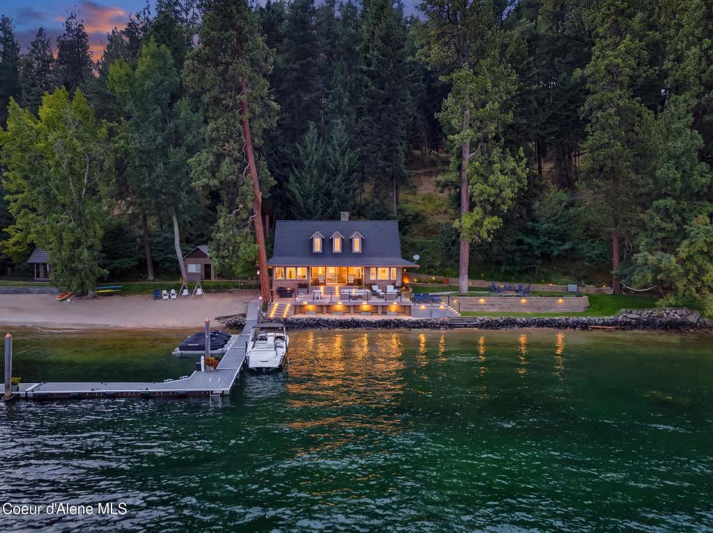 Photo of 8357 Coeur d' Alene Lake Lake, Coeur dAlene, ID 83814 (MLS # 26-8669)