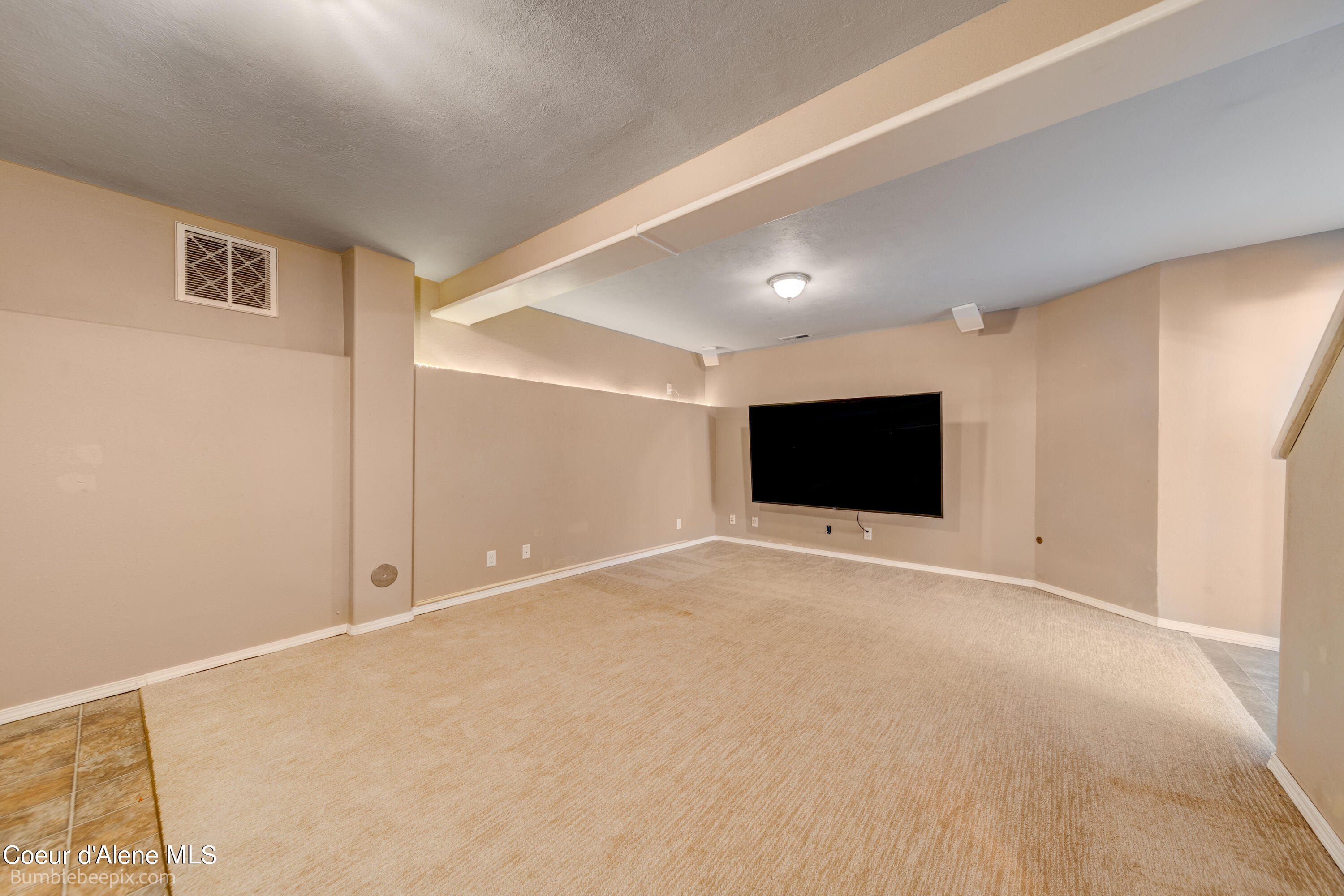 Post Falls, Idaho 83854, United States, 5 Bedrooms Bedrooms, ,3 BathroomsBathrooms,Residential,Pending,57484