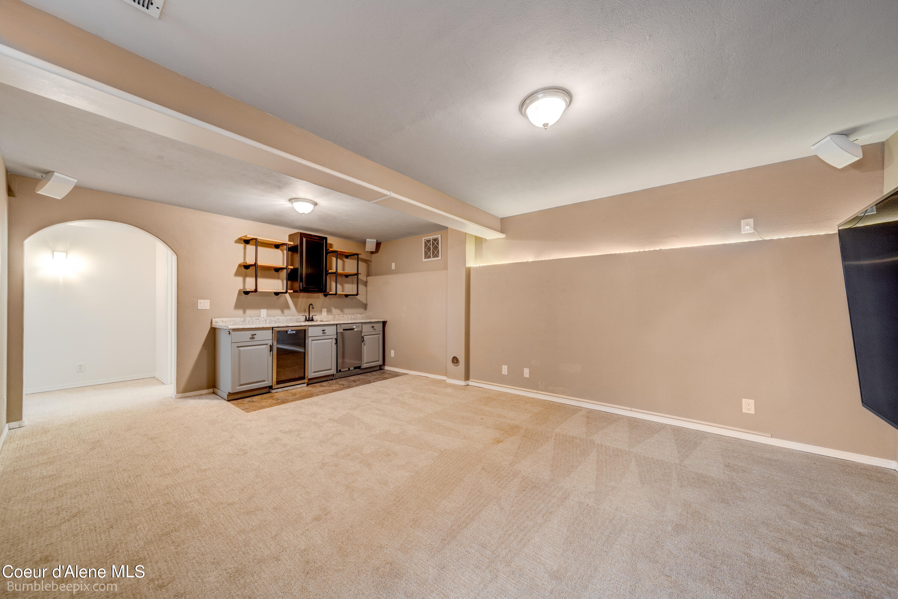 Post Falls, Idaho 83854, United States, 5 Bedrooms Bedrooms, ,3 BathroomsBathrooms,Residential,Pending,57484