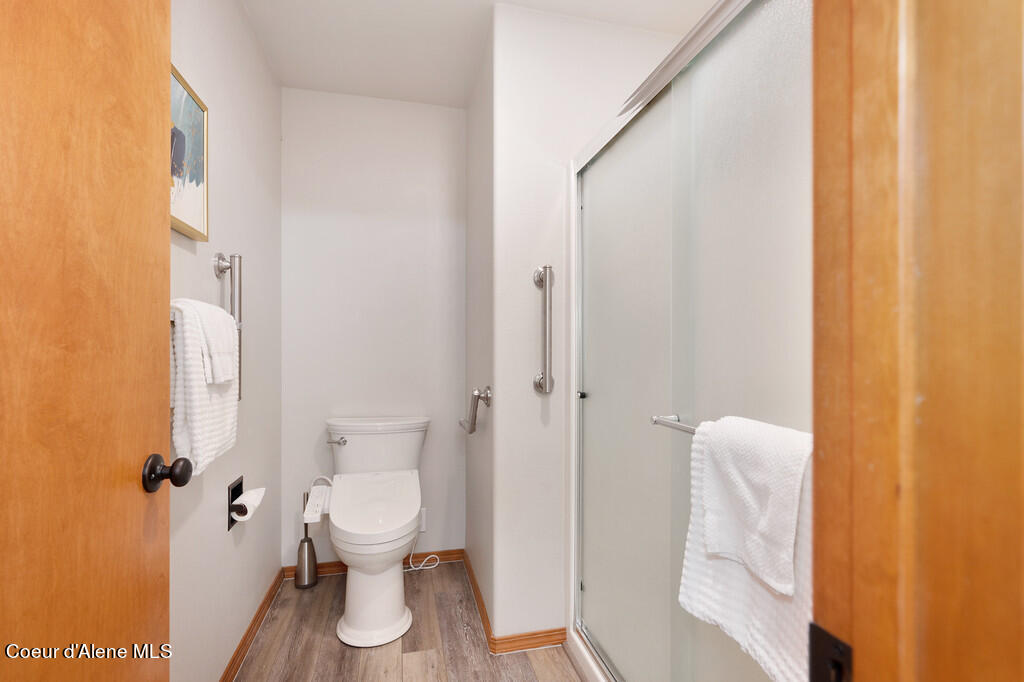 Post Falls, Idaho 83854, United States, 5 Bedrooms Bedrooms, ,3 BathroomsBathrooms,Residential,Pending,57484