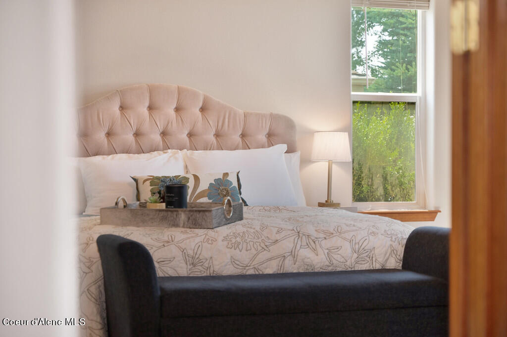 Post Falls, Idaho 83854, United States, 5 Bedrooms Bedrooms, ,3 BathroomsBathrooms,Residential,Pending,57484