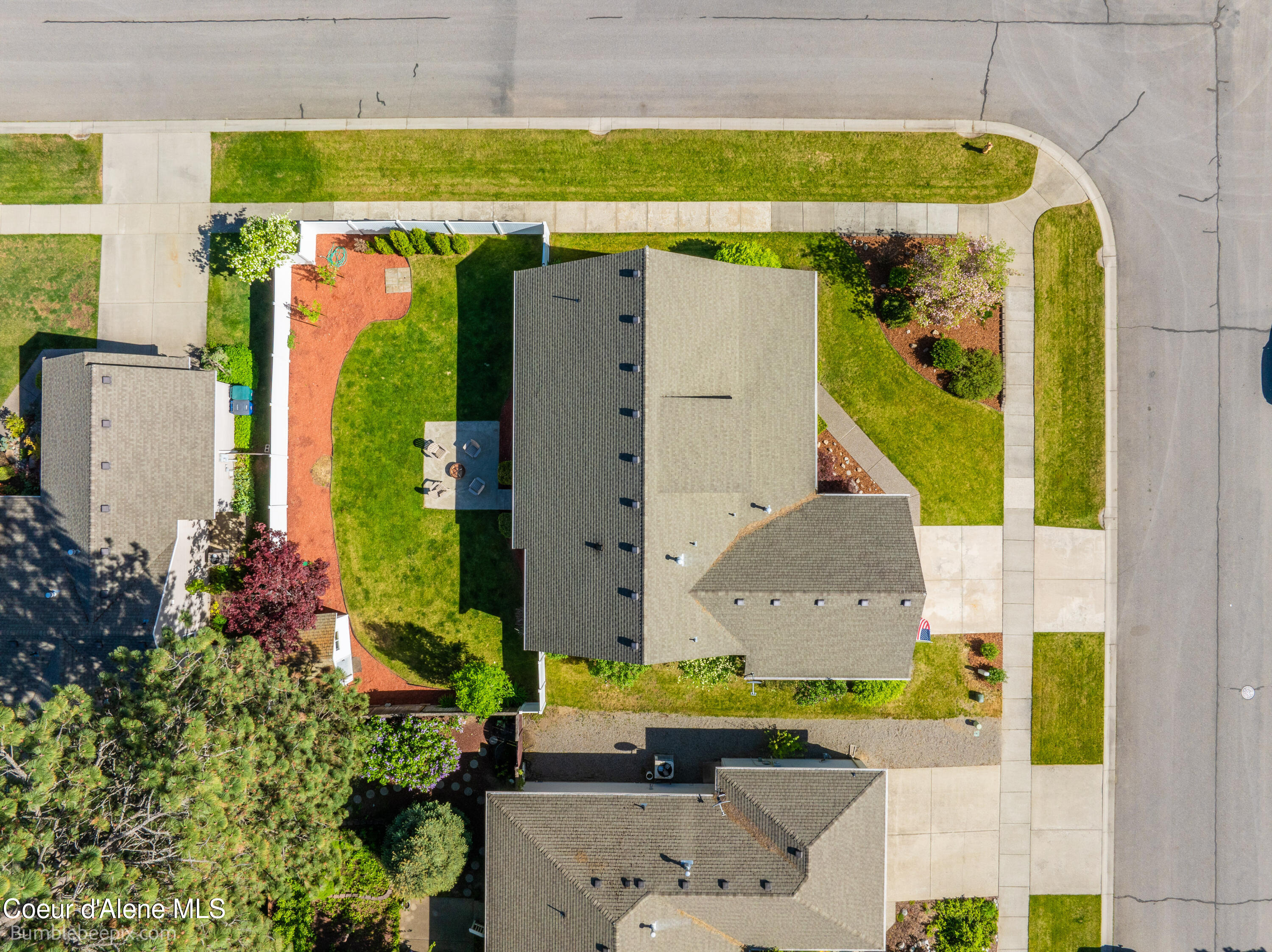 Post Falls, Idaho 83854, United States, 5 Bedrooms Bedrooms, ,3 BathroomsBathrooms,Residential,Pending,57484