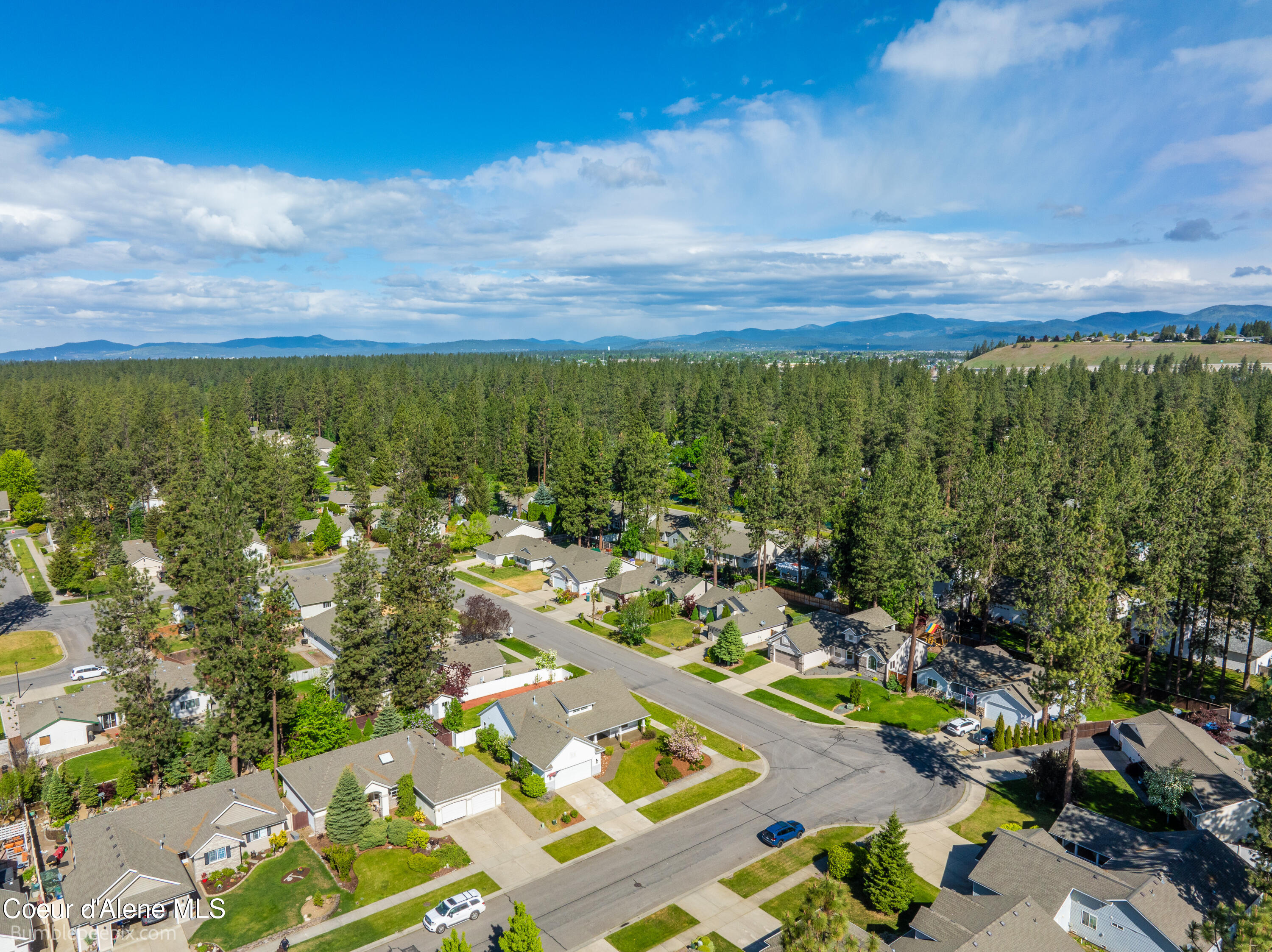 Post Falls, Idaho 83854, United States, 5 Bedrooms Bedrooms, ,3 BathroomsBathrooms,Residential,Pending,57484