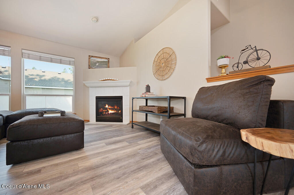 Post Falls, Idaho 83854, United States, 5 Bedrooms Bedrooms, ,3 BathroomsBathrooms,Residential,Pending,57484