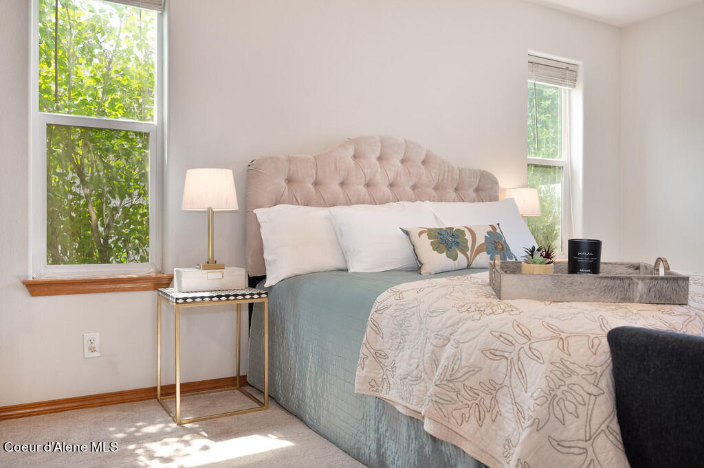 Post Falls, Idaho 83854, United States, 5 Bedrooms Bedrooms, ,3 BathroomsBathrooms,Residential,Pending,57484