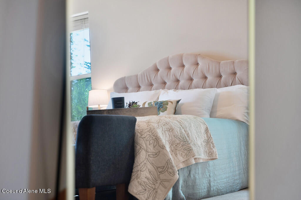 Post Falls, Idaho 83854, United States, 5 Bedrooms Bedrooms, ,3 BathroomsBathrooms,Residential,Pending,57484