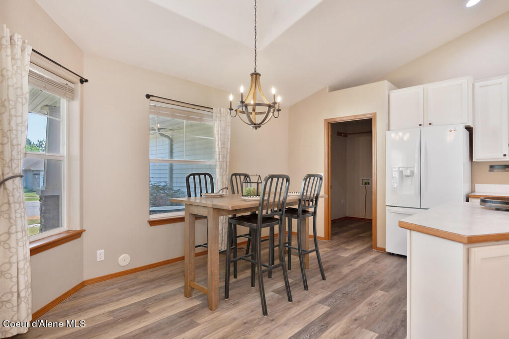 Post Falls, Idaho 83854, United States, 5 Bedrooms Bedrooms, ,3 BathroomsBathrooms,Residential,Pending,57484