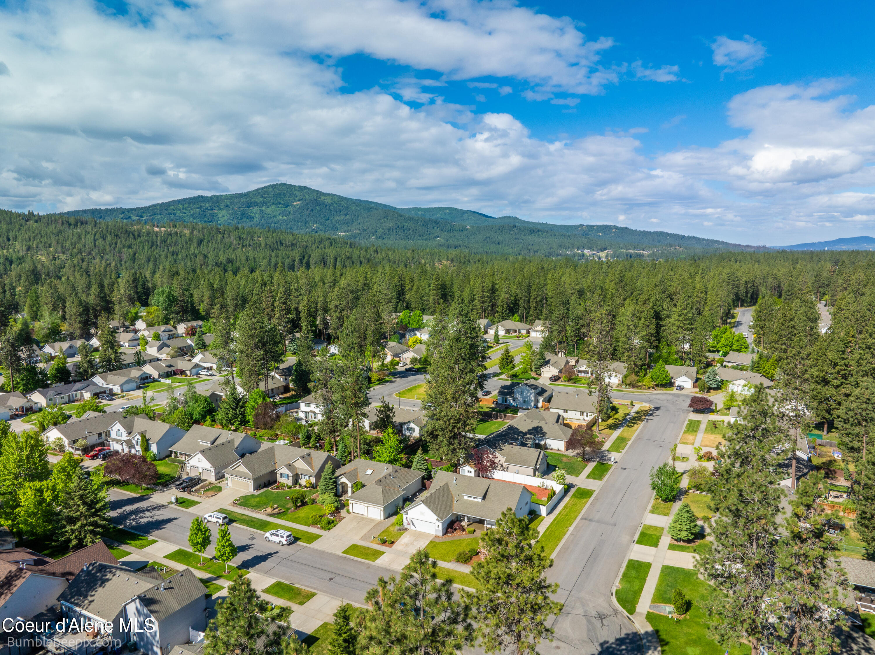 Post Falls, Idaho 83854, United States, 5 Bedrooms Bedrooms, ,3 BathroomsBathrooms,Residential,Pending,57484