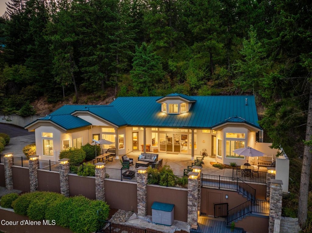 Photo of 14074 PEONY Ct, Hayden, ID 83835 (MLS # 25-8947)
