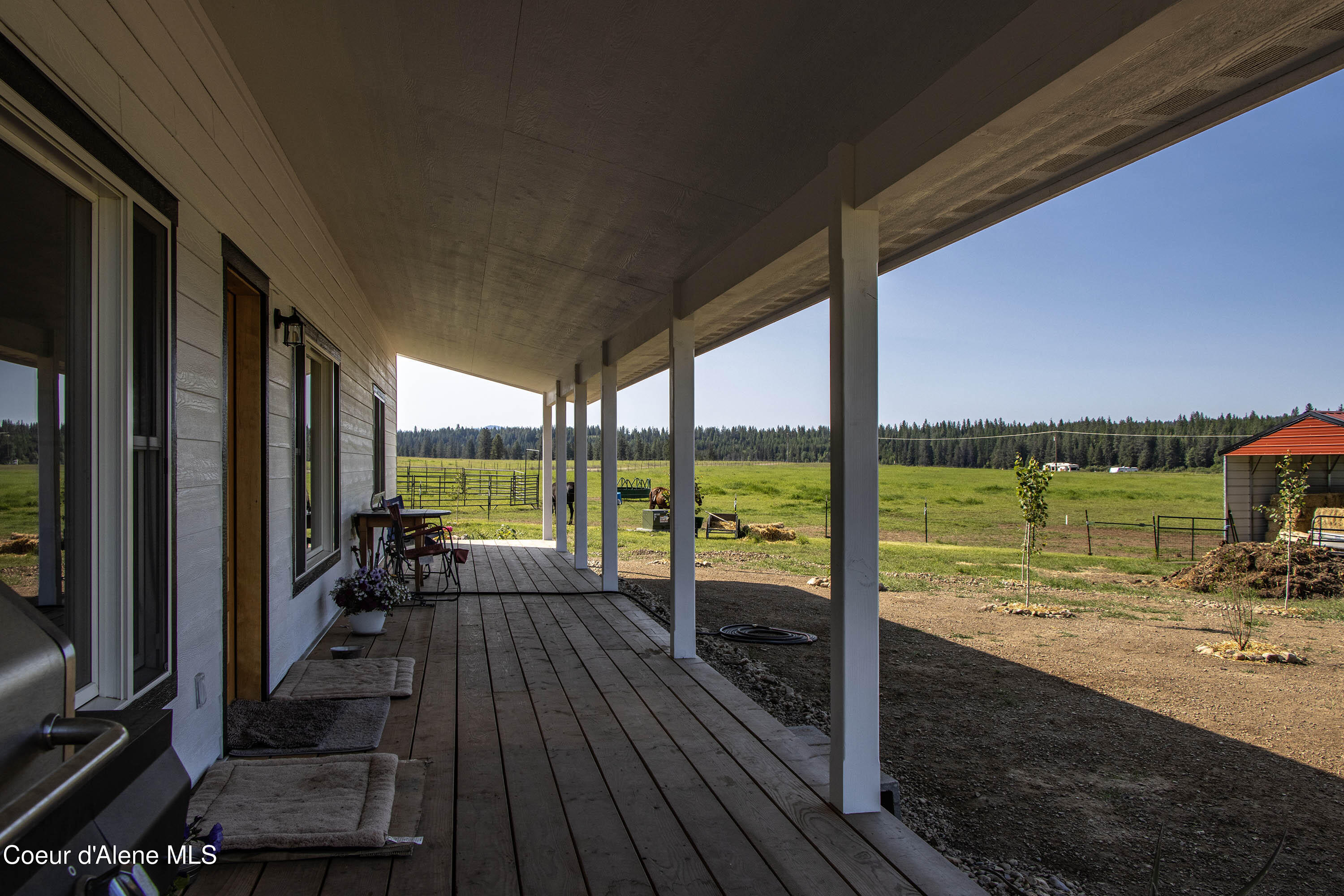 202 Elizabeth Ln, Athol, Idaho image 3