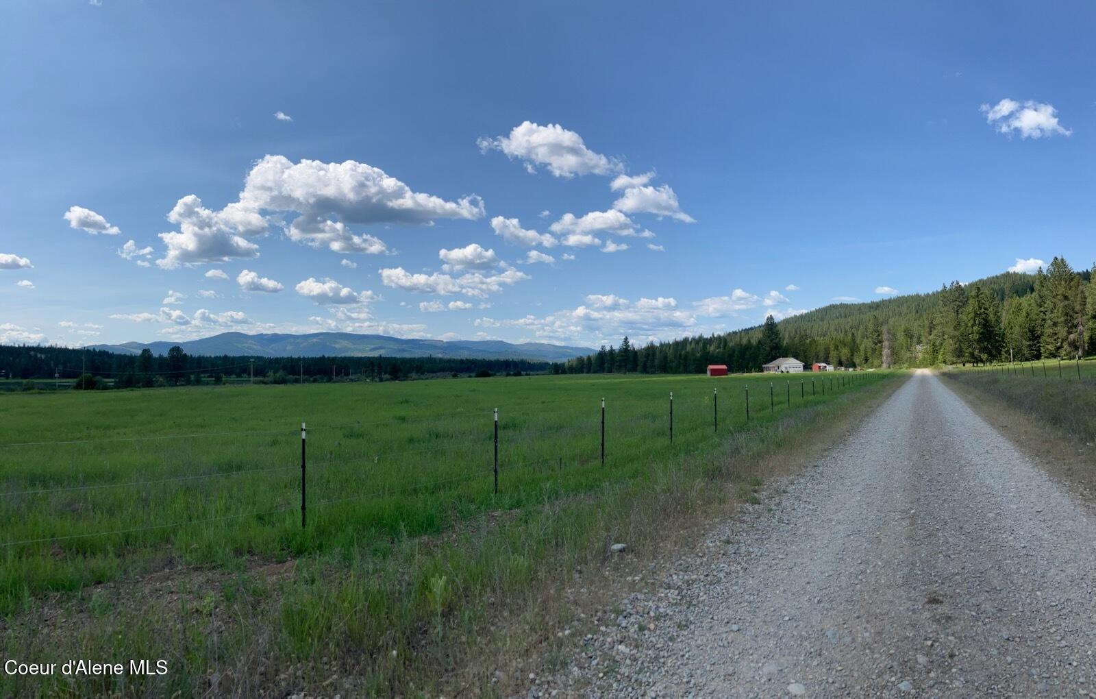 202 Elizabeth Ln, Athol, Idaho image 6
