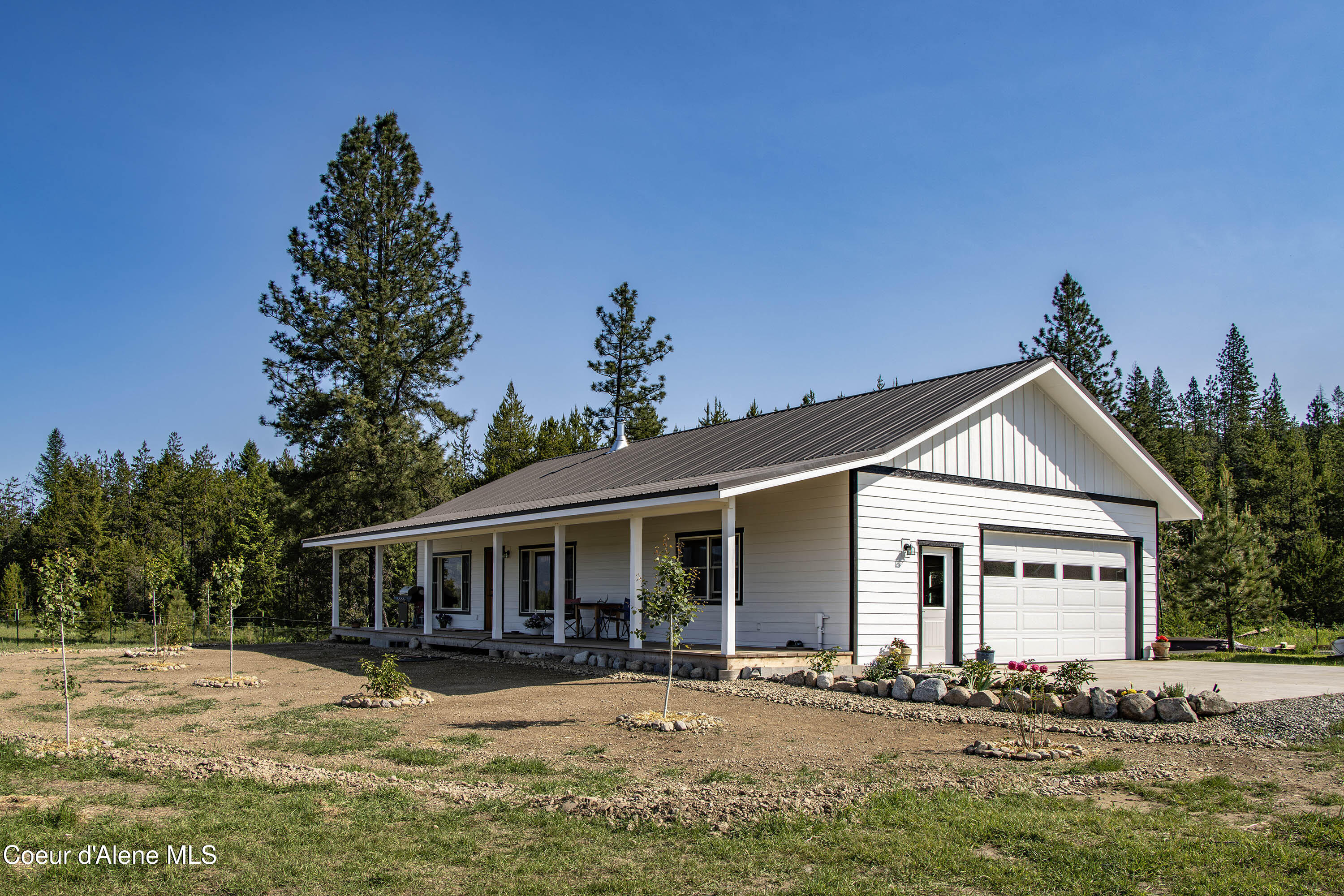 202 Elizabeth Ln, Athol, Idaho image 1
