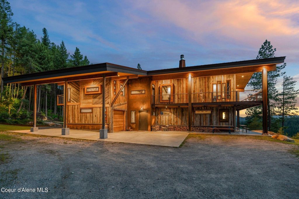 Photo of 172 Elk Hills Hills, Sandpoint, ID 83864 (MLS # 25-5338)