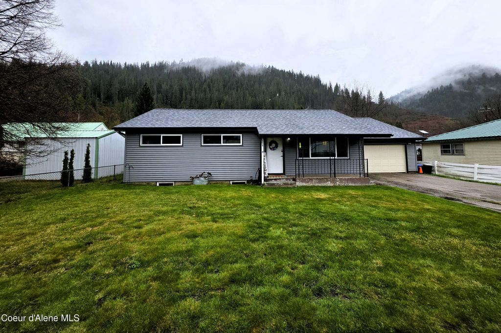 Photo of 315 Oak, Osburn, ID 83849 (MLS # 26-3556)